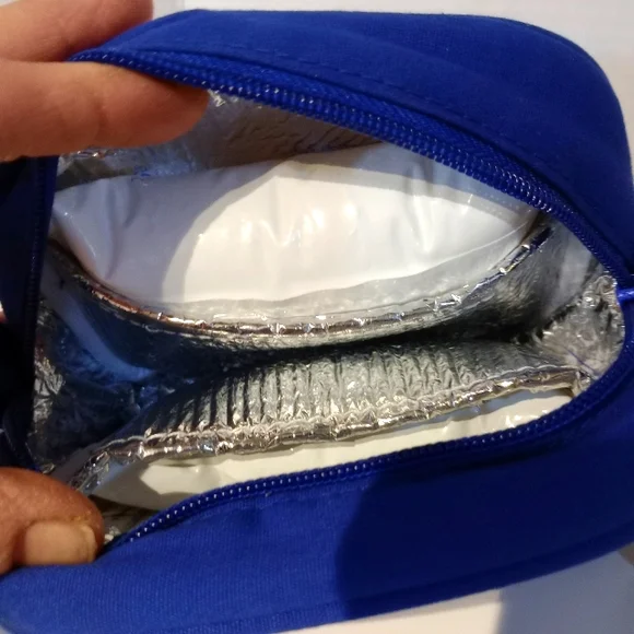 Blue‎ Insulated Pouch Bag  
NWT - Picture 5 of 10